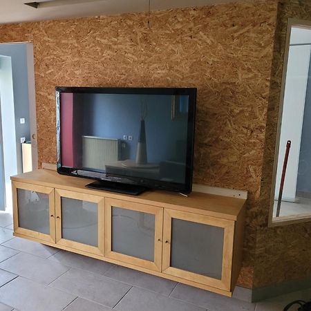 Charmant Appartement Charency-Vezin Esterno foto